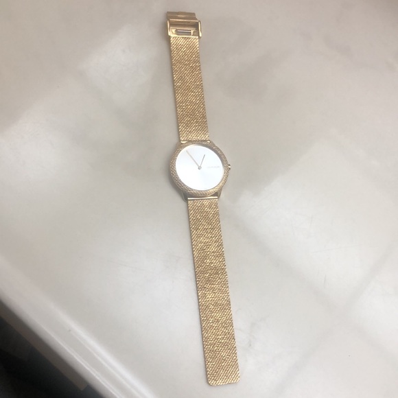 Calvin Klein Mesh Minimal Gold Watch - Picture 2 of 4
